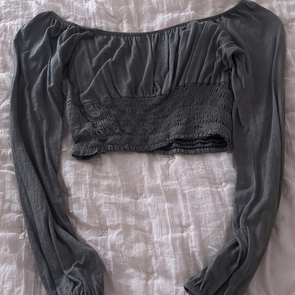 Forever 21 Off the Shoulder Green Crop Top - Picture 3 of 3